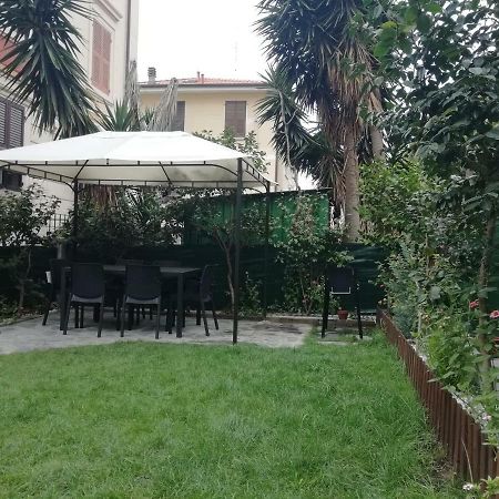 شقة لا سبيتسْيا  في Roel Garden View المظهر الخارجي الصورة
